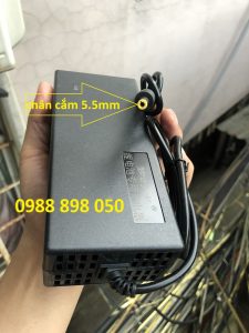 Sạc pin lithium Li-ion 29.4V – 2A có đèn báo đầy