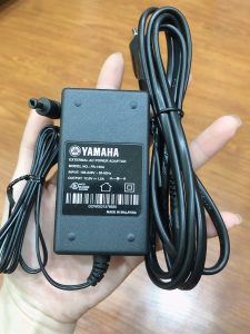 Adapter nguồn 12v Echo Yamaha REV100