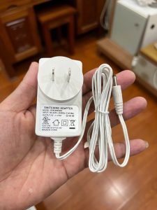 Adapter nguồn DC 5v 2a 10w jack 3.5mm * 1.35mm